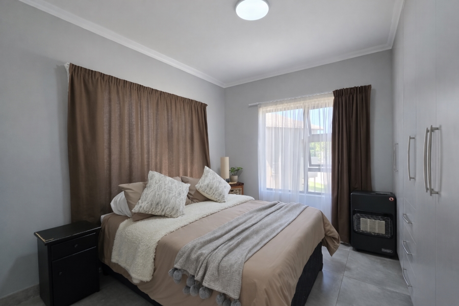 3 Bedroom Property for Sale in Everglades Estate North West